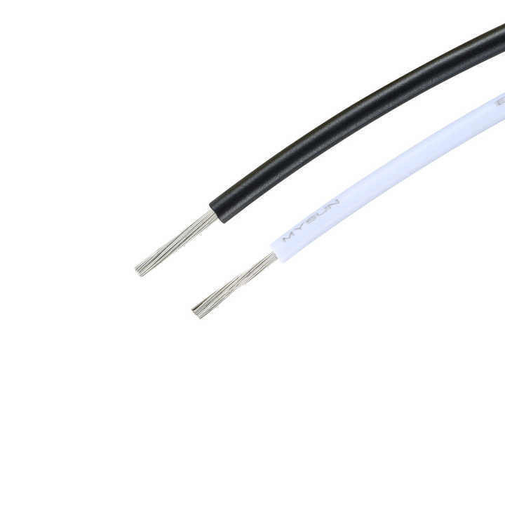 Multiple Core XLPE Isolated Automotive Wire LK-414 18AWG 20AWG untuk Anda
