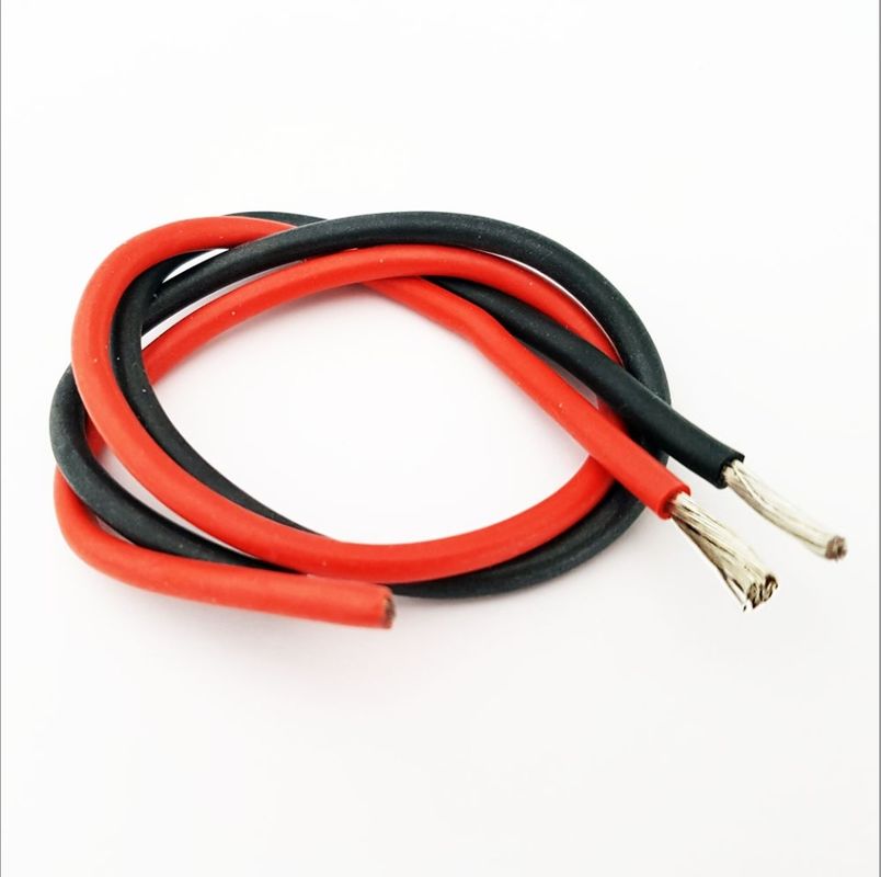 Kabel Tembaga Berinsulasi Silikon Fleksibilitas Tinggi Tahan Aus dengan Tegangan Terukur 300V untuk Instalasi Listrik